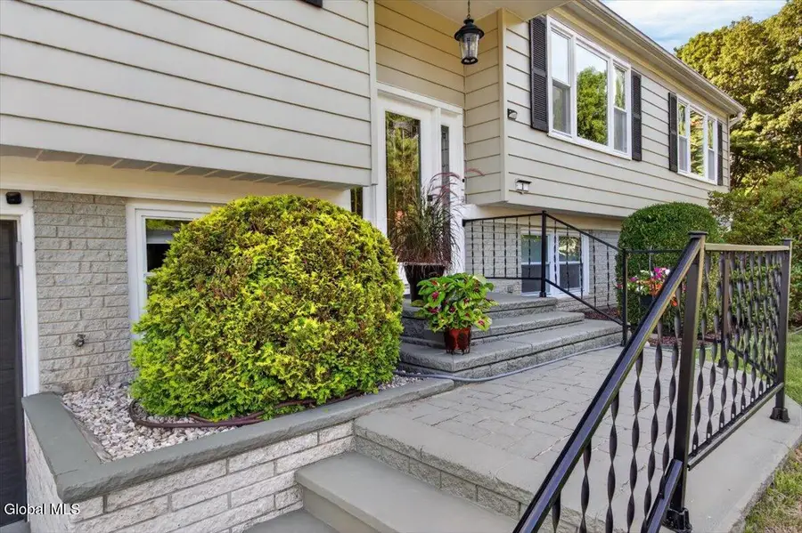 1 Cortes Court, Clifton Park, NY 12065 - #2