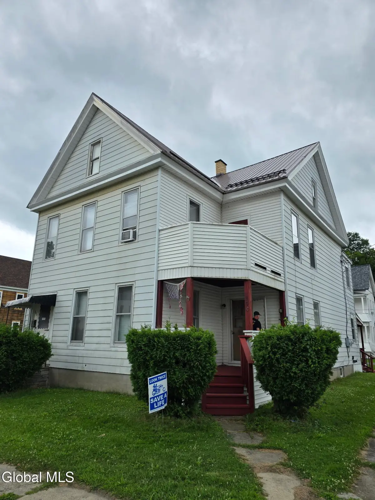 300-302 Grand Street, Amsterdam, NY 12010 - #1