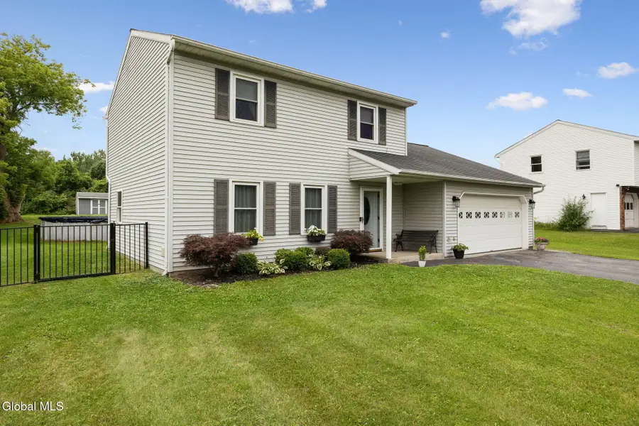 29 Meadowbrook Road, Watervliet, NY 12189 - #2