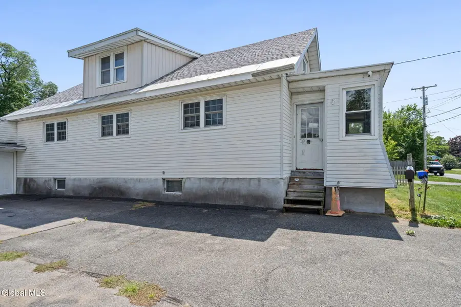 126 Daniels Avenue, Schenectady, NY 12304 - #2