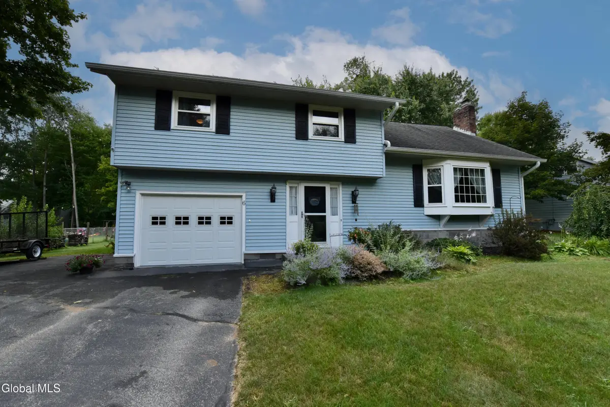 6 Gretel Terrace, Clifton Park, NY 12065 - #1