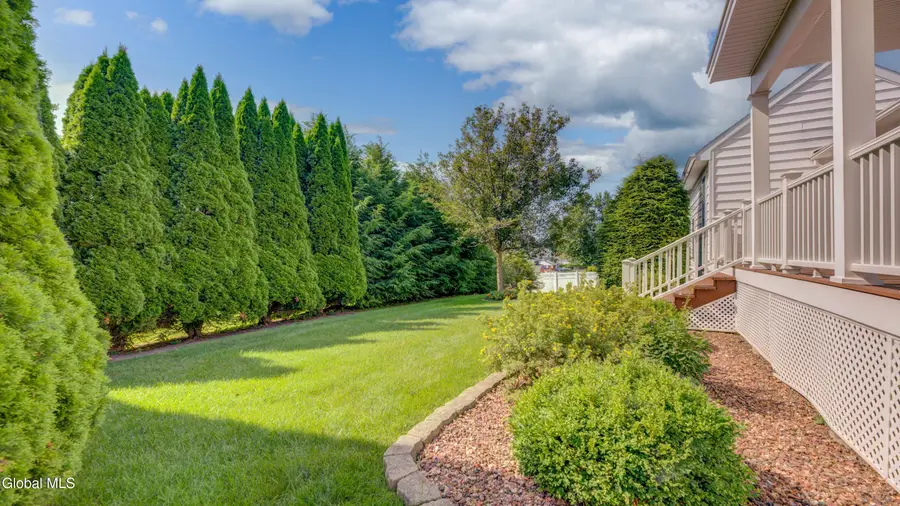 17 Woodrow Road, Amsterdam, NY 12010 - #3