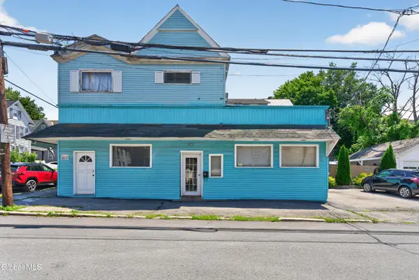 41 Chestnut Street, Amsterdam, NY 12010