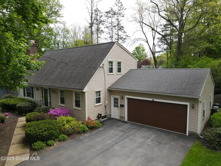 5 Moon Drive, Saratoga Springs, NY 12866 - #2