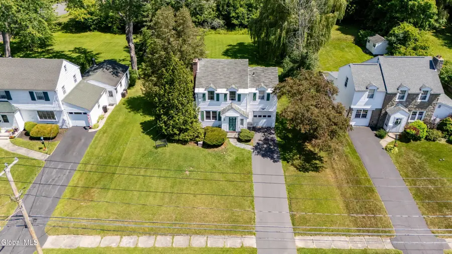 17 Van Dyke Avenue, Amsterdam, NY 12010 - #2