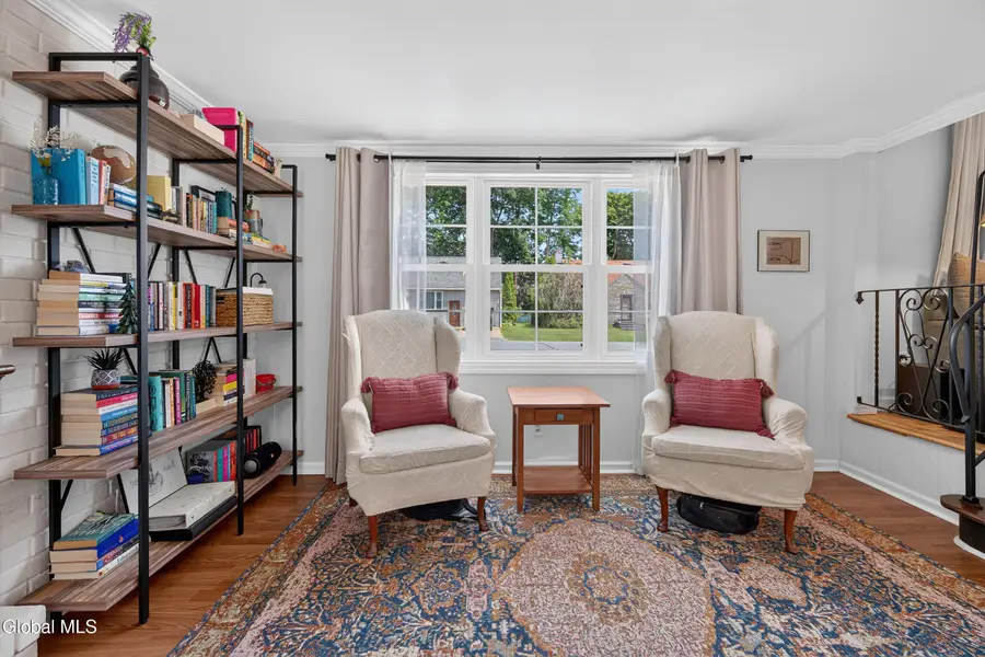 1033 Mckinley Avenue, Rotterdam, NY 12303 - #3