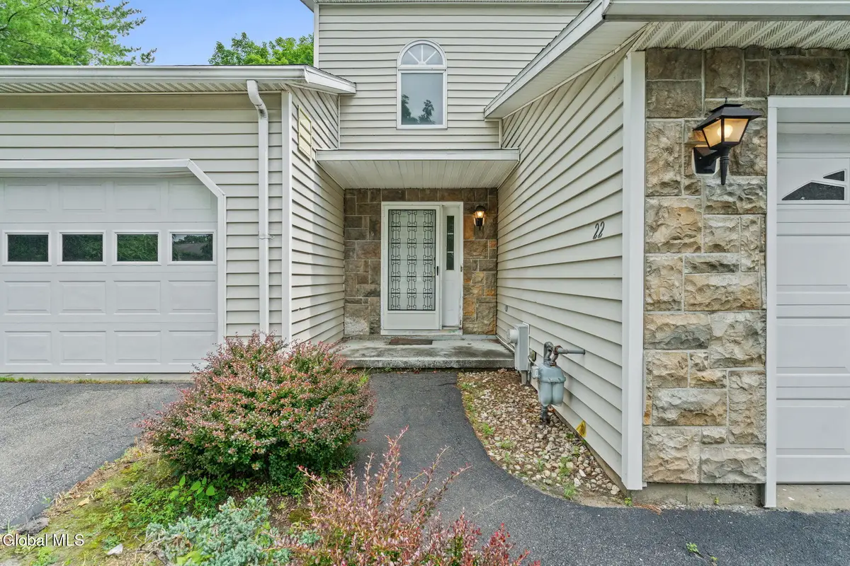 22 Woodside Drive, Albany, NY 12208 - #1