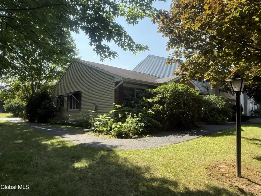 175 Hague Boulevard # A, Bethlehem, NY 12077 - #2