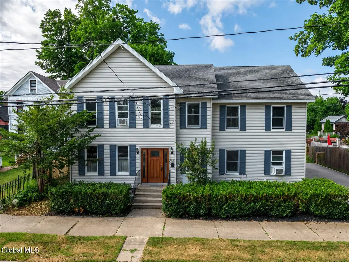20 George Street, Saratoga Springs, NY 12866 - #1