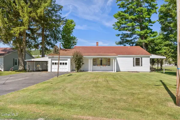 25 E Quaker Street, Granville, NY 12832