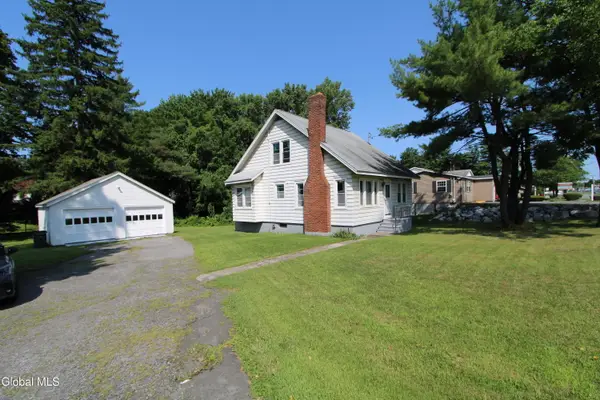 1534 Columbia Turnpike, Schodack, NY 12033