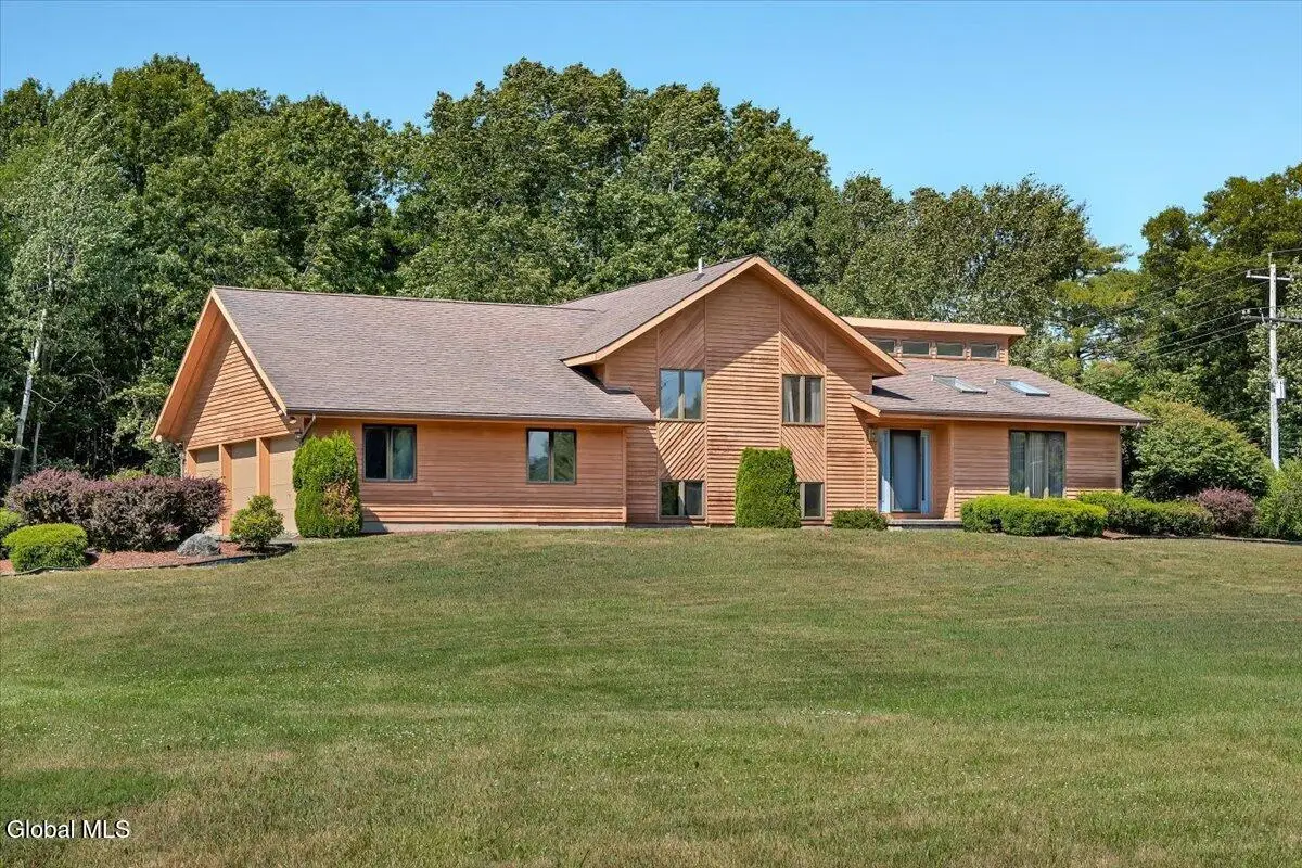 1 Joyce Road, Mechanicville, NY 12118 - #1