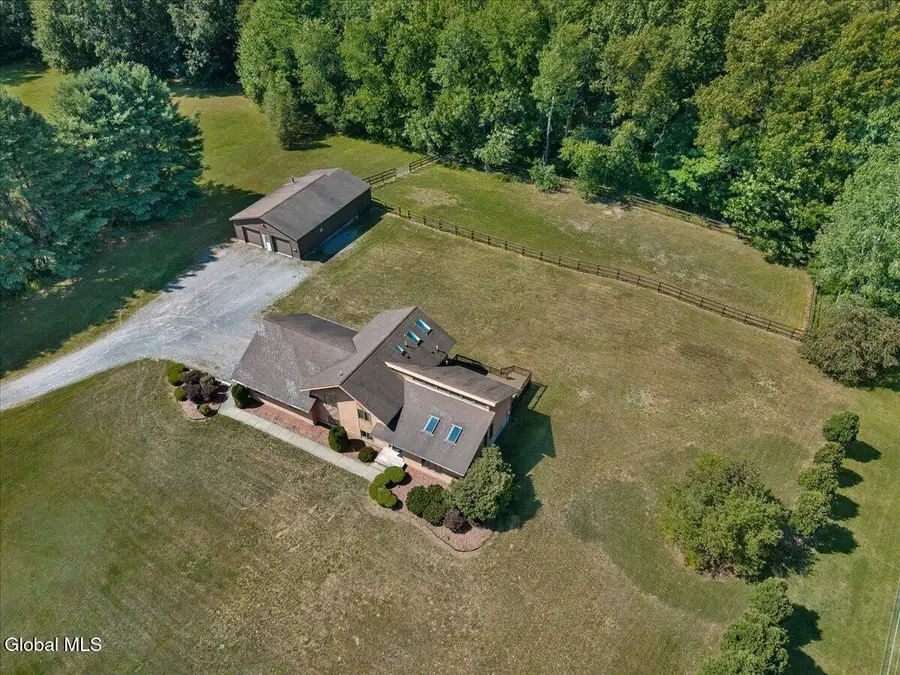 1 Joyce Road, Mechanicville, NY 12118 - #3