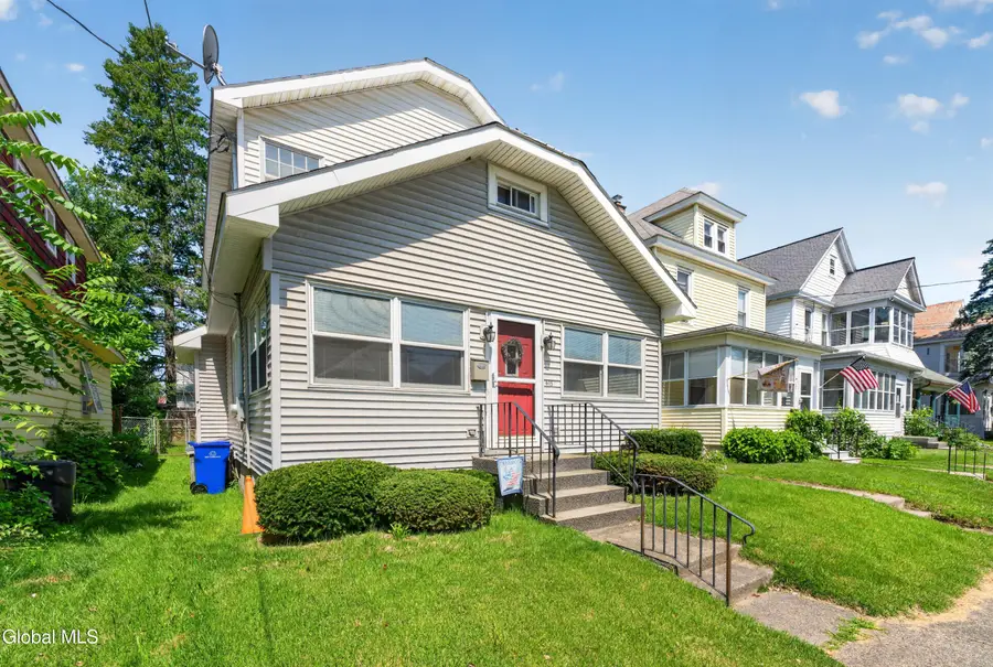 415 7th Avenue, Watervliet, NY 12189 - #2