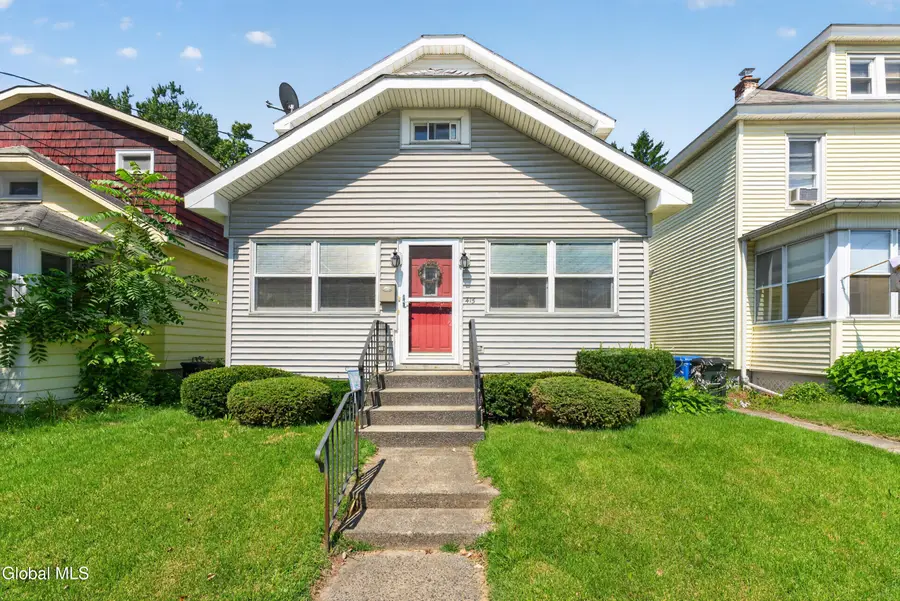 415 7th Avenue, Watervliet, NY 12189 - #3