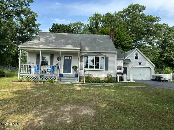 63 Woodlawn Drive, Ravena, NY 12143