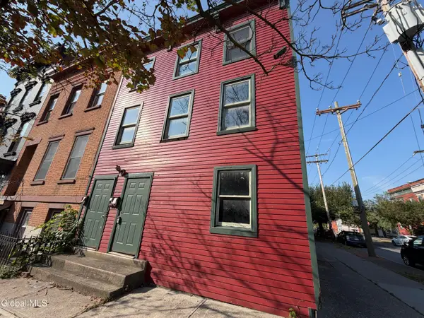 372 Madison Avenue, Albany, NY 12210
