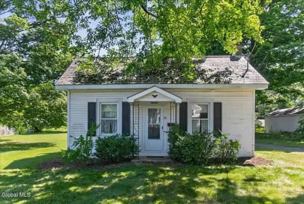 20 Division Street, Cambridge, NY 12816