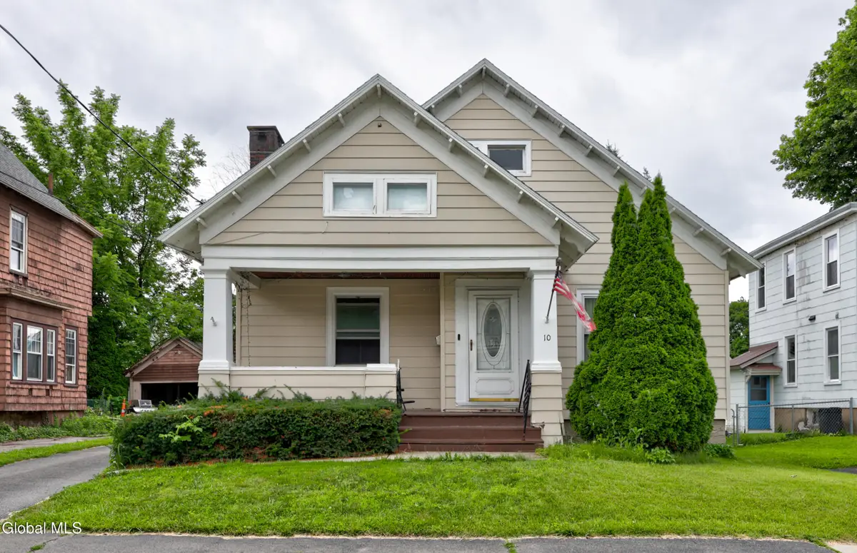 10 Arnold Avenue, Amsterdam, NY 12010 - #1