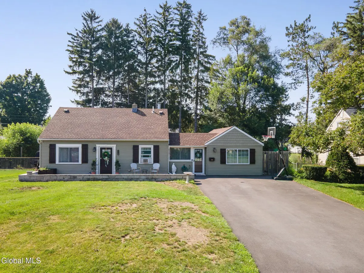 1080 Alheim Drive, Rotterdam, NY 12303 - #1