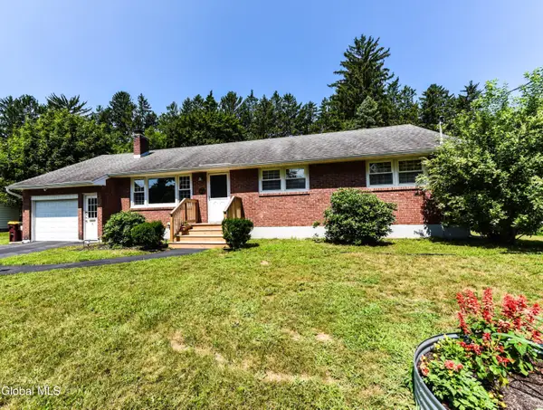 6 Lillian Drive, Glenville, NY 12302
