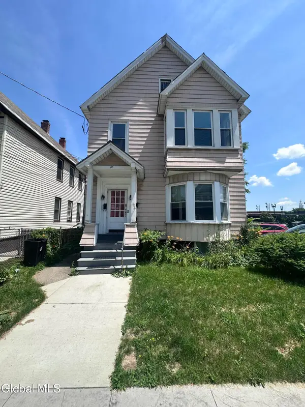 6 N College Street, Schenectady, NY 12305