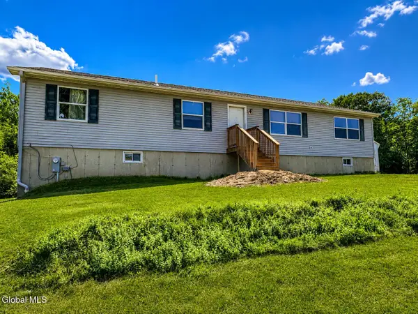 1225 Goldfoot Road, Glenville, NY 12302