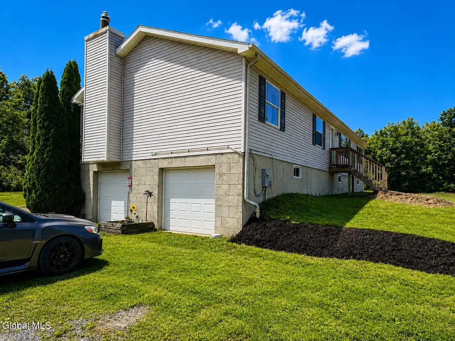 1225 Goldfoot Road, Glenville, NY 12302 - #3