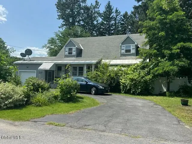1470 Fern Avenue, Rotterdam, NY 12306 - #1
