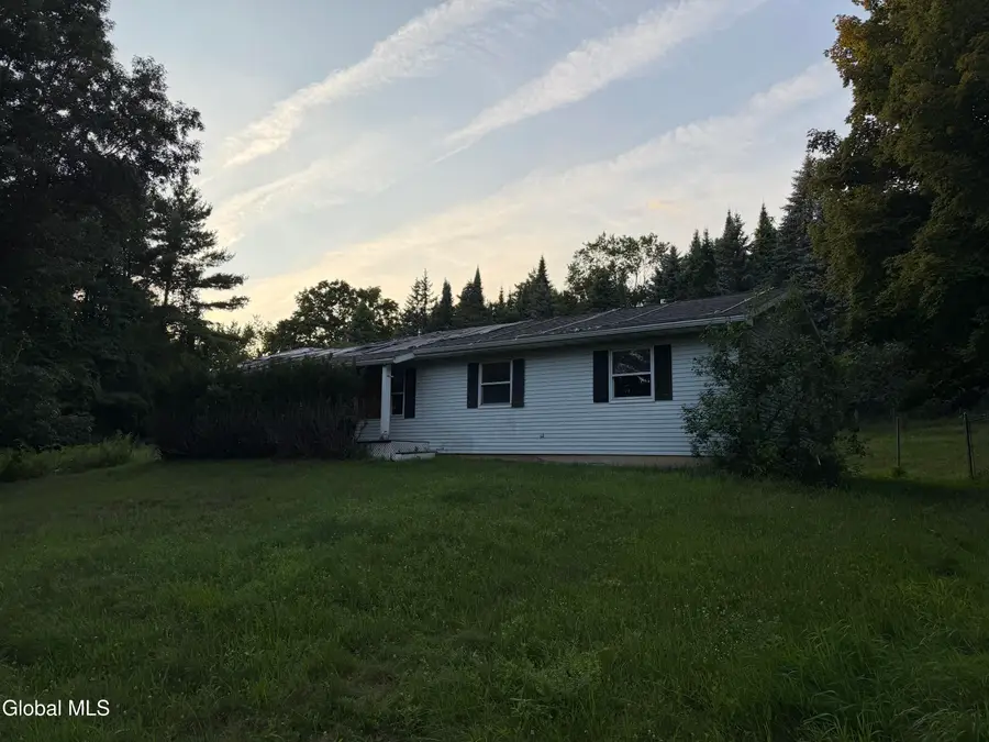 5 Mohican Way, Valley Falls, NY 12185 - #2
