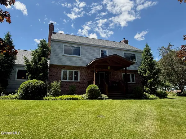 267 Kenyon Road L3, Cambridge, NY 12834