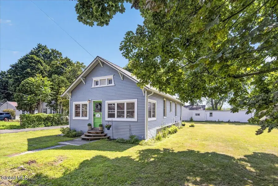 15 Grenada Terrace, Watervliet, NY 12189 - #2