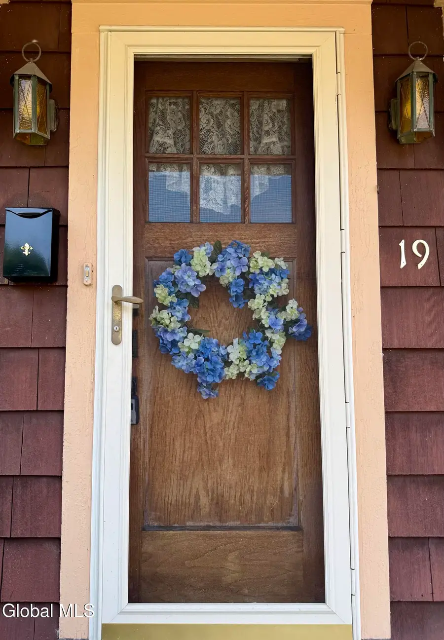 19 Alexander Street, Gloversville, NY 12078 - #2