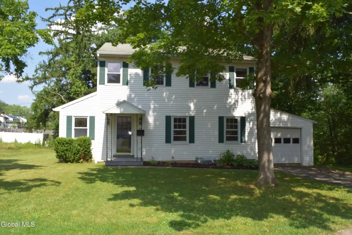 4 Ten Broeck Street, Bethlehem, NY 12054 - #1