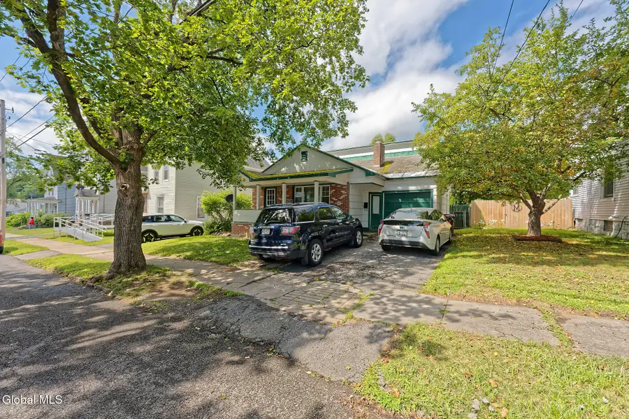27 Lexington Avenue, Gloversville, NY 12078 - #2