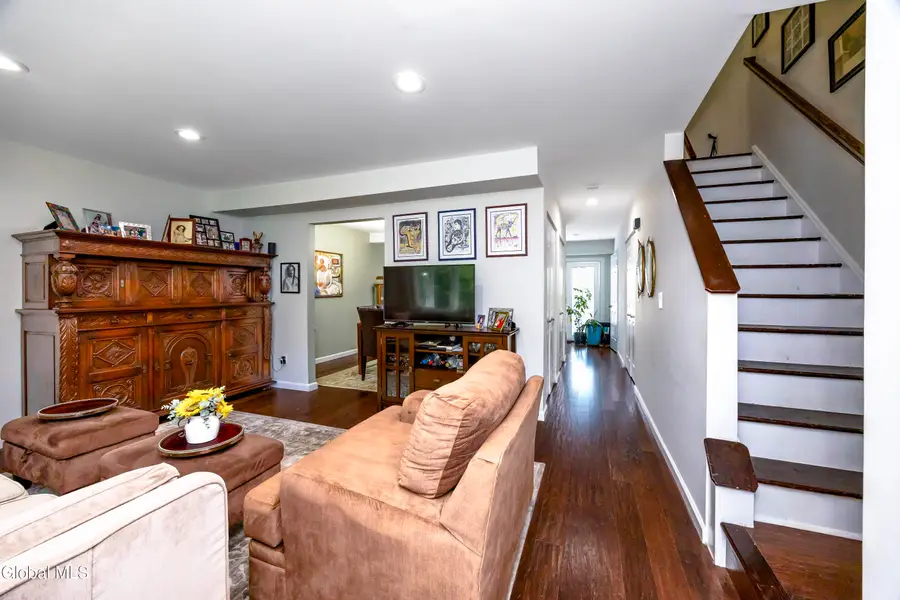 165 Hague Boulevard # B, Bethlehem, NY 12077 - #3