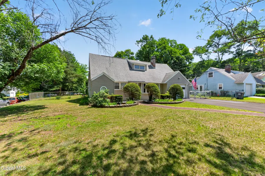 5 Knob Hill Road, Loudonville, NY 12211 - #3