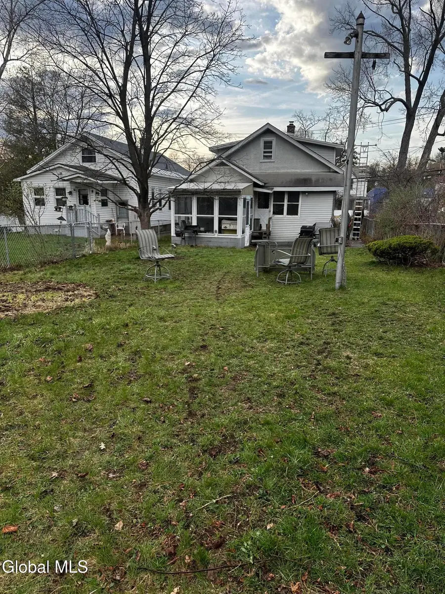 117 Henry Street, Schenectady, NY 12304 - #2