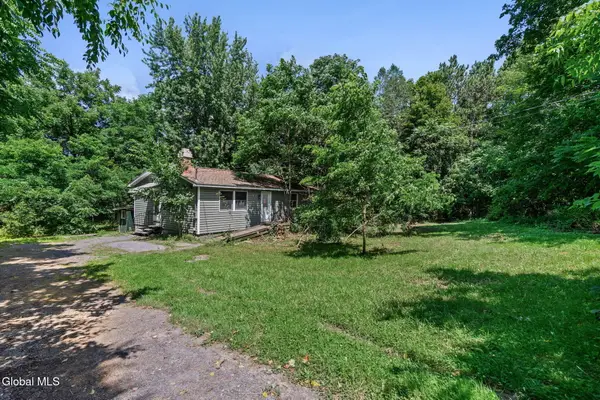 606 W Glenville Road, Glenville, NY 12302