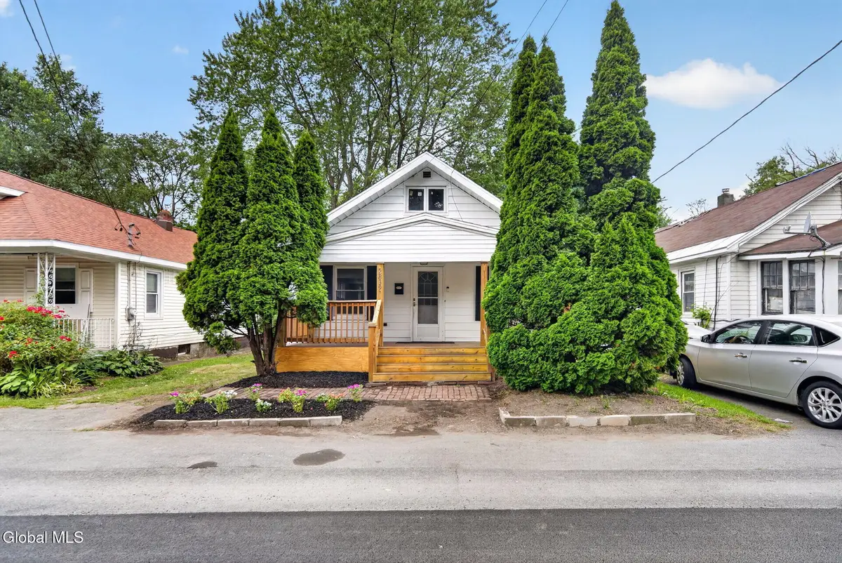2839 Broadway, Rotterdam, NY 12306 - #1