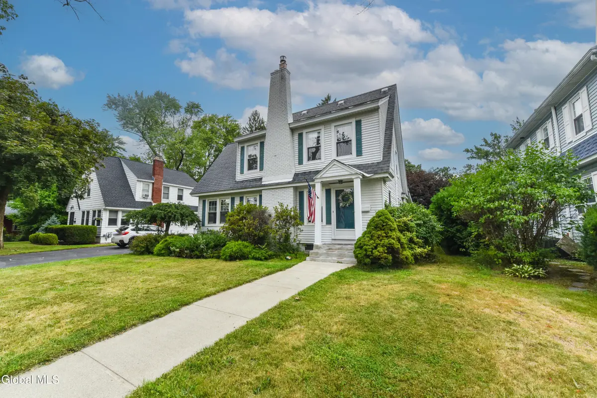 2055 Nott Street, Niskayuna, NY 12309 - #1