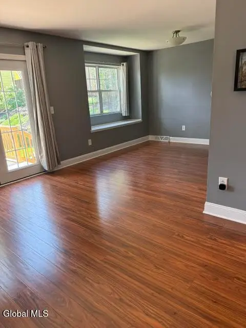 5 Pinehurst Avenue, Albany, NY 12203 - #3