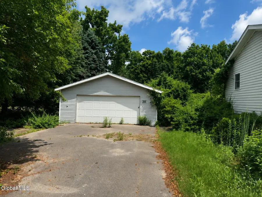 262 Pine Woods Road, Schaghticoke, NY 12121 - #2
