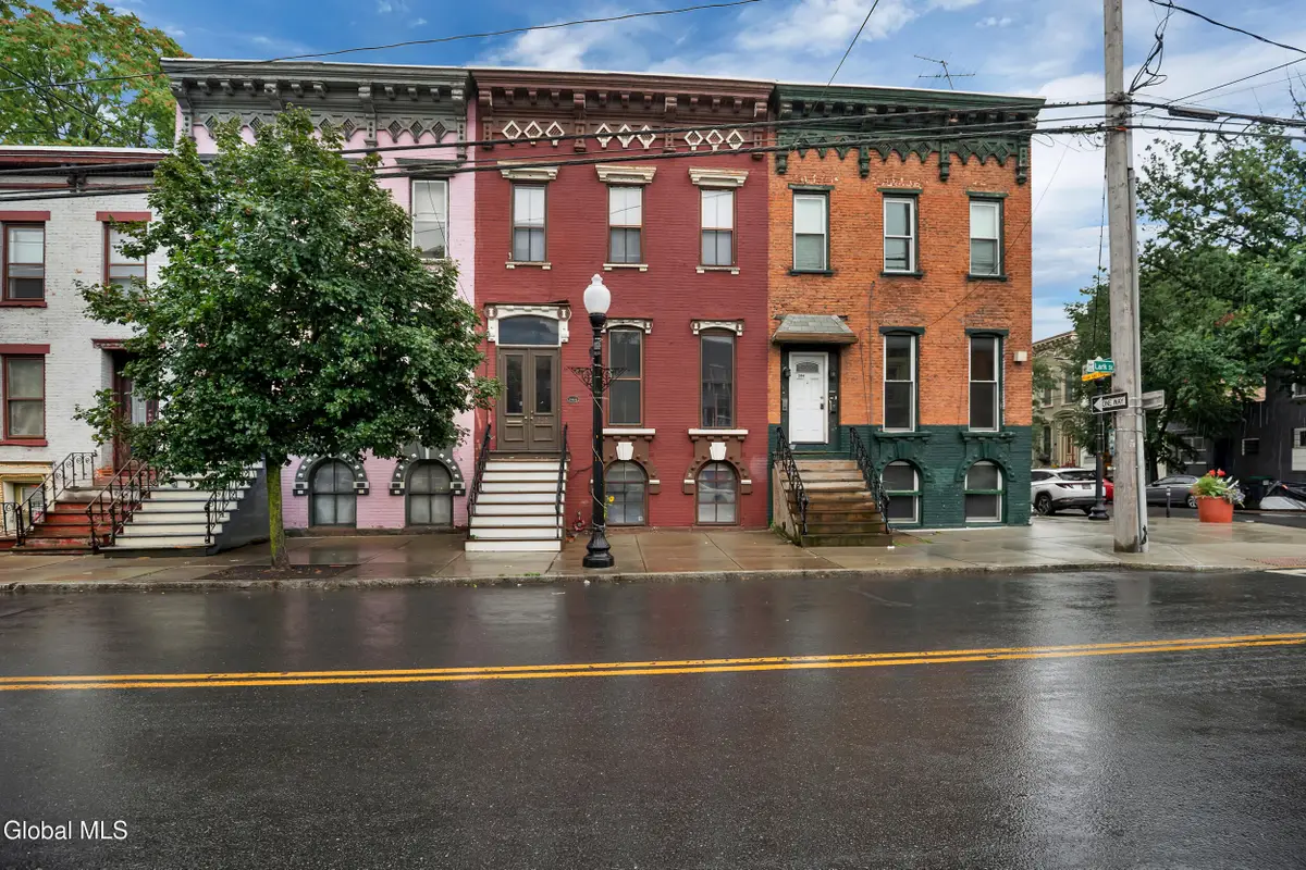 282 Lark Street, Albany, NY 12210 - #1