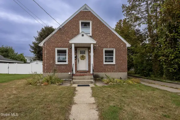 1646 Van Cortland Street, Schenectady, NY 12303