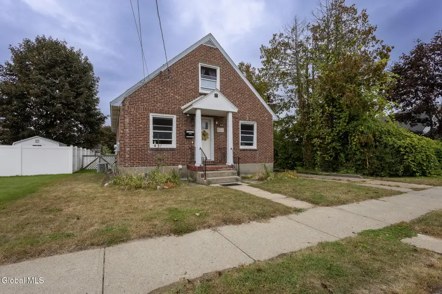 1646 Van Cortland Street, Schenectady, NY 12303 - #3