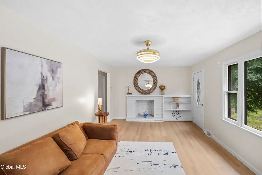 1 Gilmore Terrace, Guilderland, NY 12303 - #3