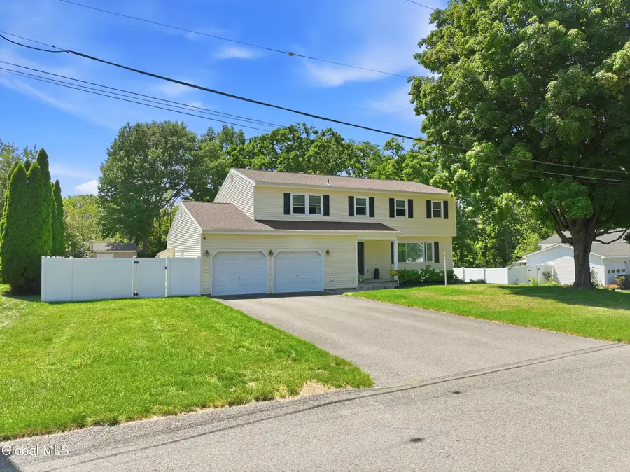 28 Marconi Drive, Latham, NY 12110 - #3