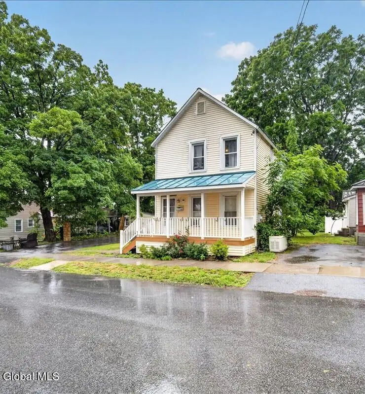 11 Granite Street, Saratoga Springs, NY 12866 - #1