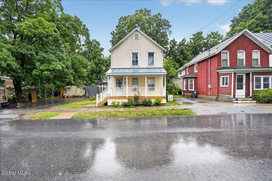 11 Granite Street, Saratoga Springs, NY 12866 - #2